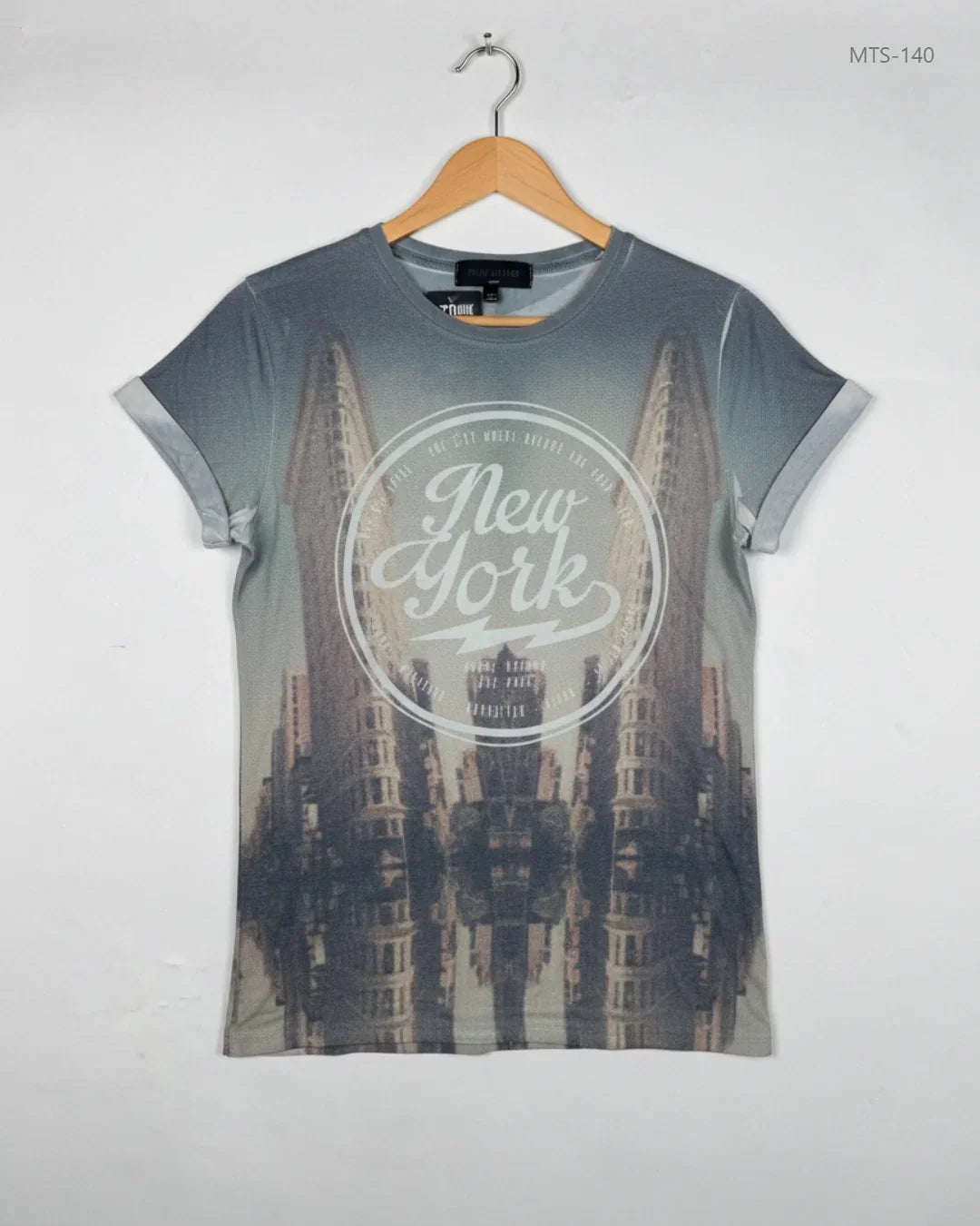 Secondhand Branded Mens Tshirts by River Island, Grey Cotton fabric, Premium condition, for Men - Online Thrift Shop Lahore Pakistan