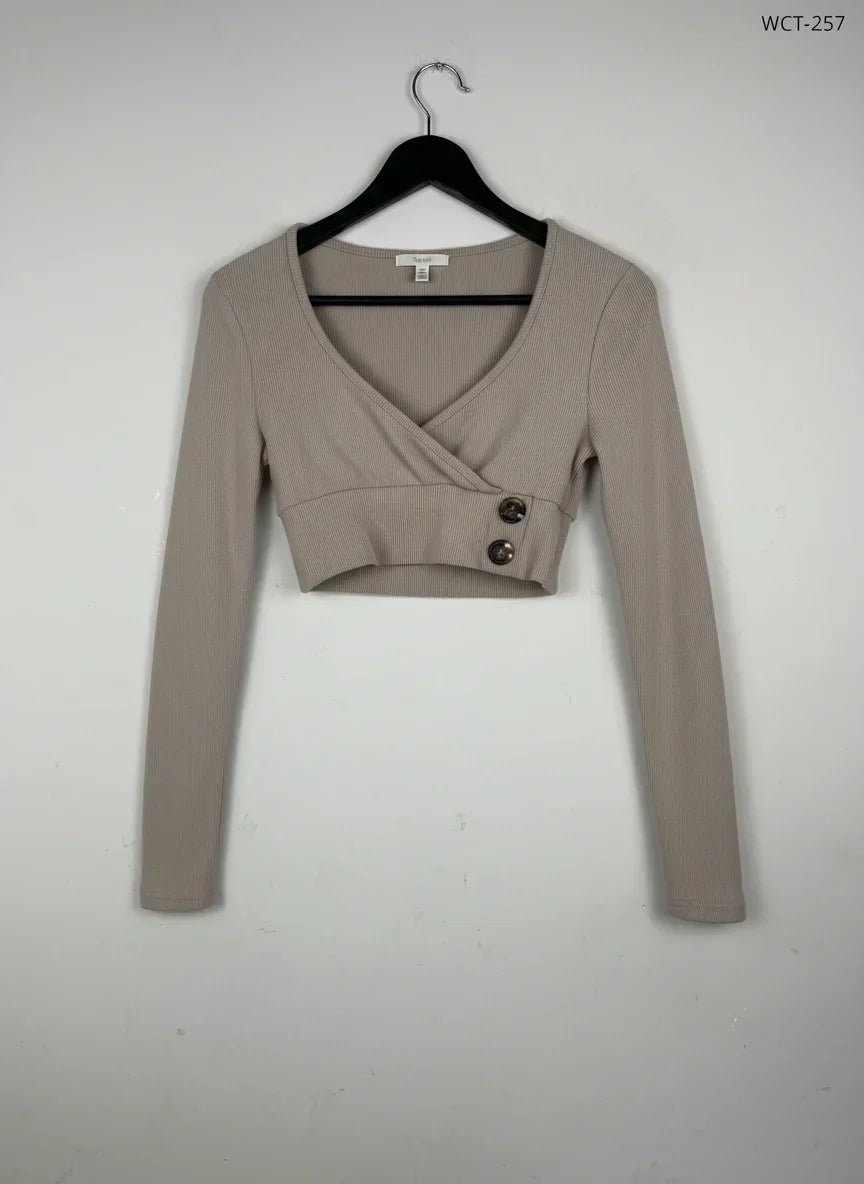 Secondhand Branded Winter Crop Tops by Shein, Beige Polyester fabric, Premium condition, for Women - Online Thrift Shop Karachi Pakistan