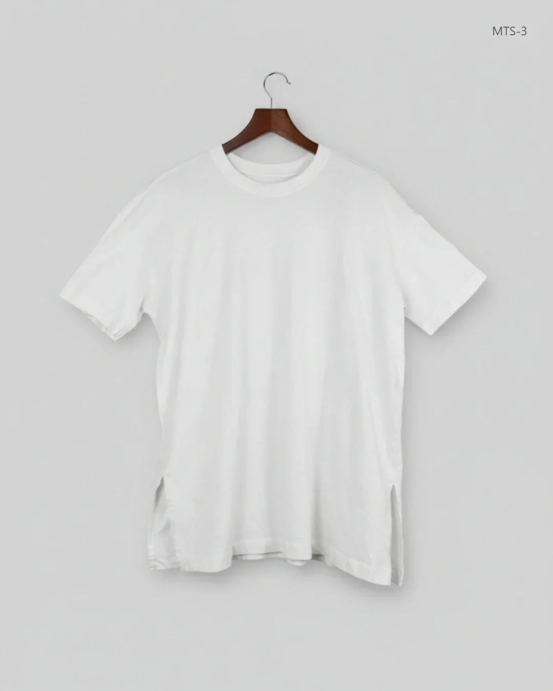Preloved Premium Mens Tshirts by DUNNIES STORE, WHITE Cotton for Men's - OTS Thrift Shop Peshawar Pakistan