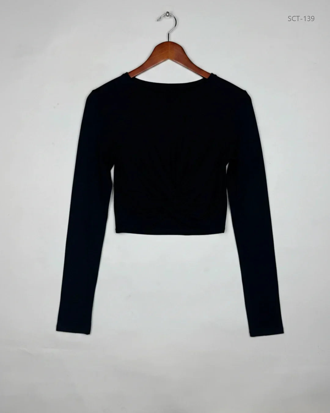 Secondhand Branded Summer Crop Tops by PRETTYLITTLETHING, Black Polyester fabric, Premium condition, for Womens - Online Thrift Shop Karachi Pakistan