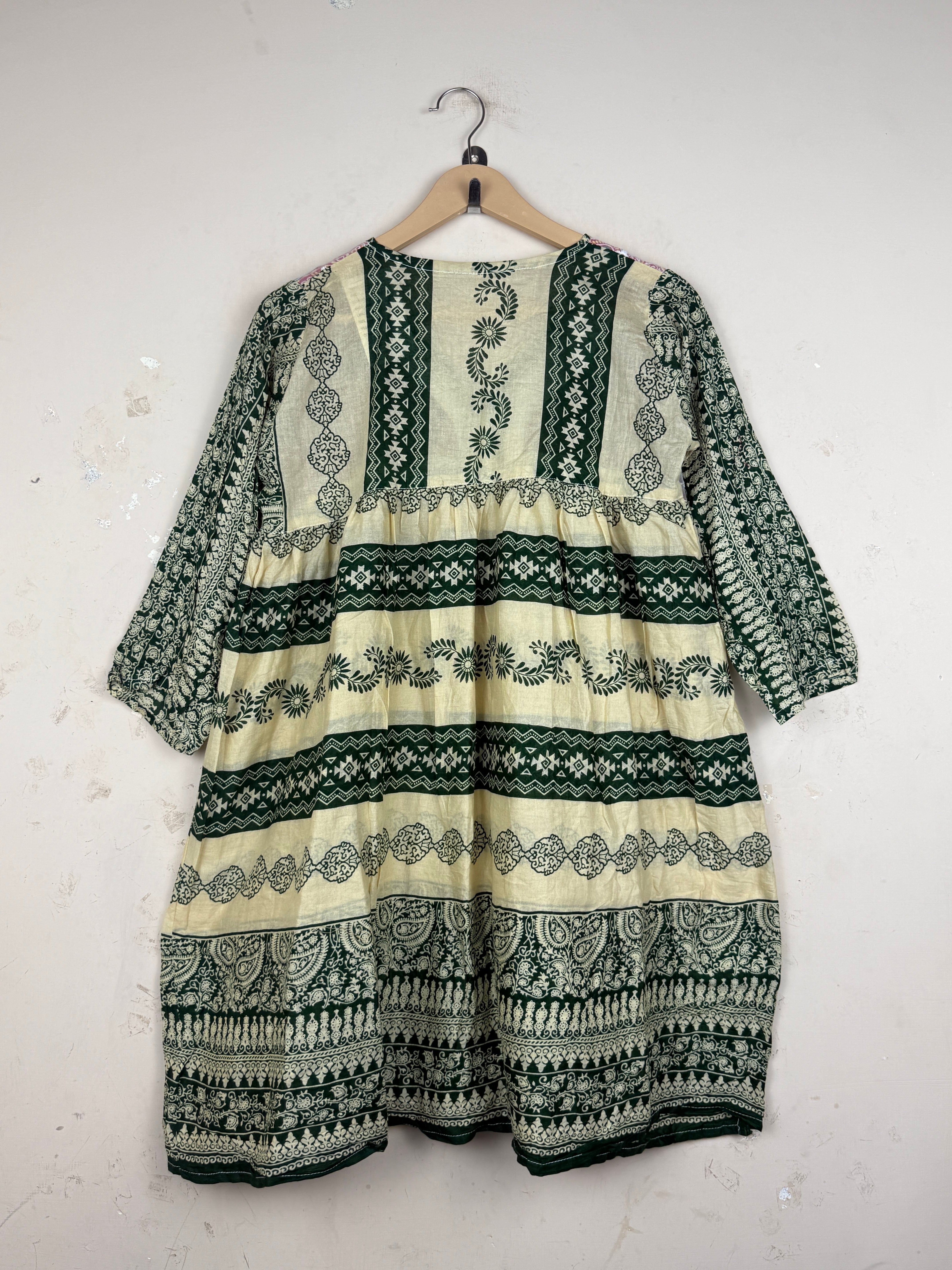 Buy Beige GREEN LAWN Summer Kurti by Unknown - Premium condition for Womens | Preloved OTS Pakistan (SK-123)