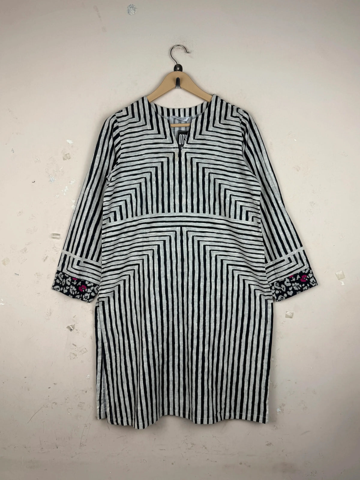 Premium Condition Summer Kurti | Preloved SAPPHIRE | Beige Cotton | Thrift Shop for Womens Islamabad Pakistan | OTS