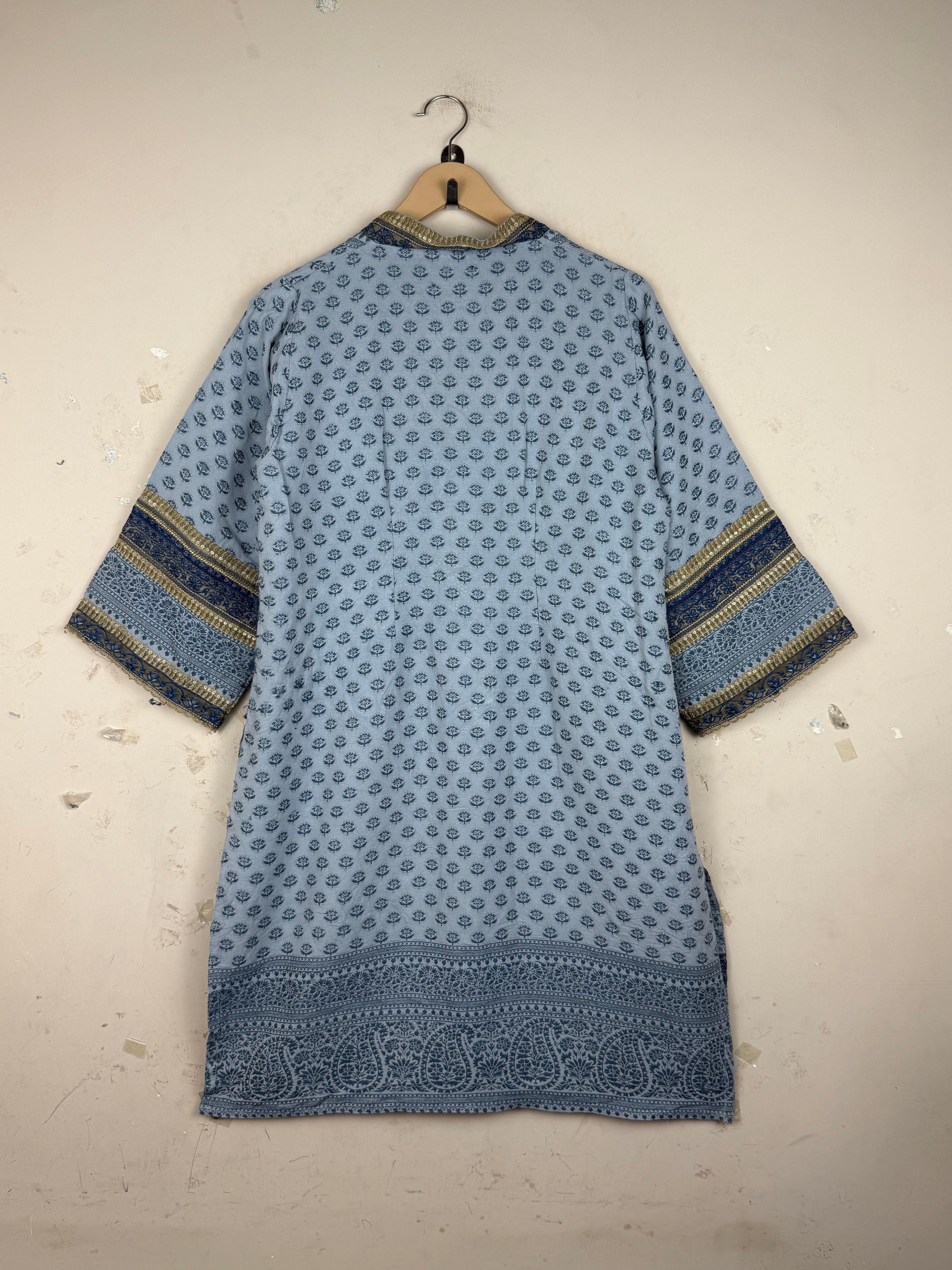 Shop Excellent Condition Blue Cotton Summer Kurti by Unknown for Womens at OTS - Online Thrift Store Pakistan (SK-138)