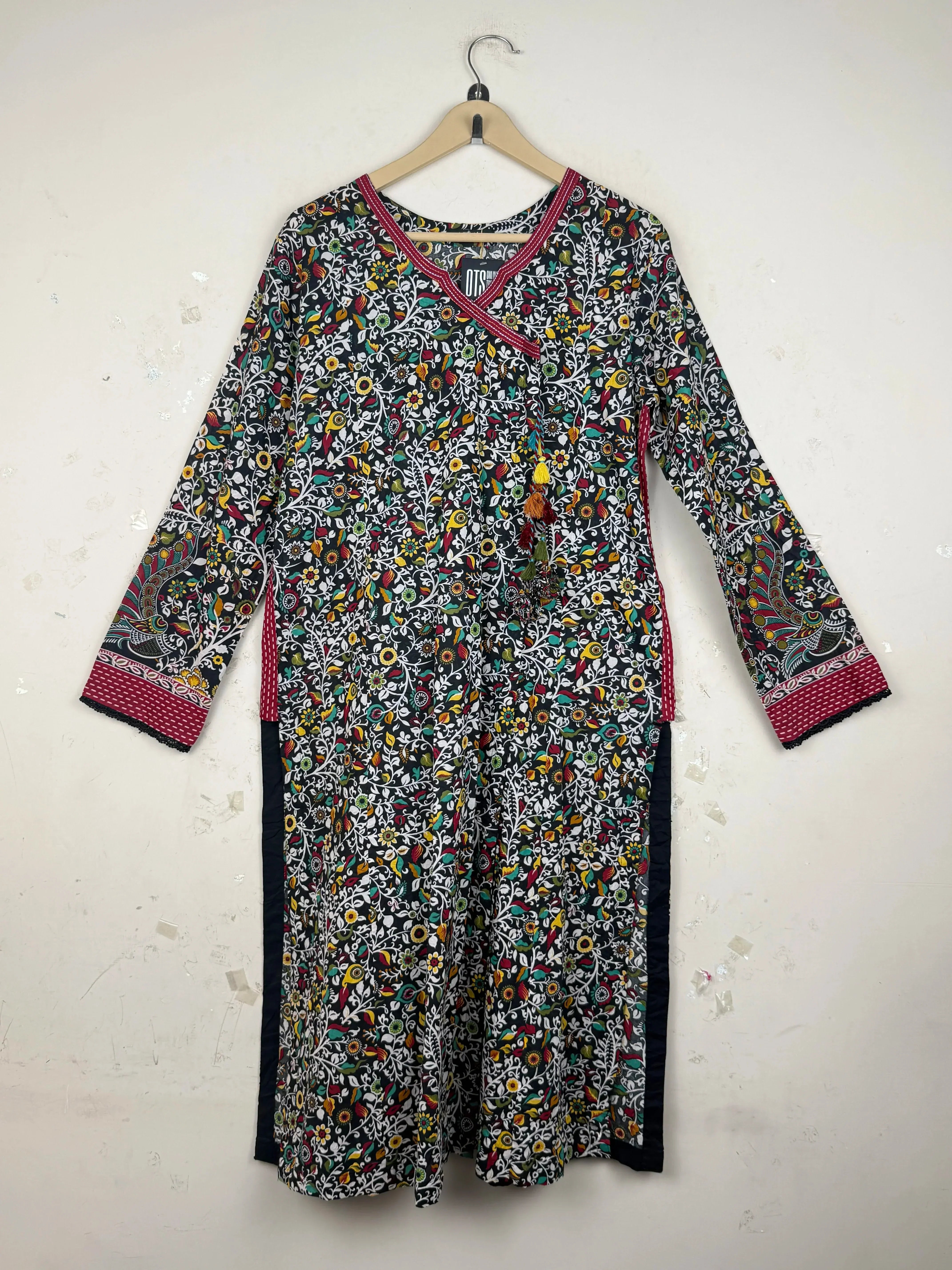 UK Imported secondhand Summer Kurti - Almirah brand, Black Lawn, Premium condition, for Womens - Online Thrift Store Peshawar Pakistan