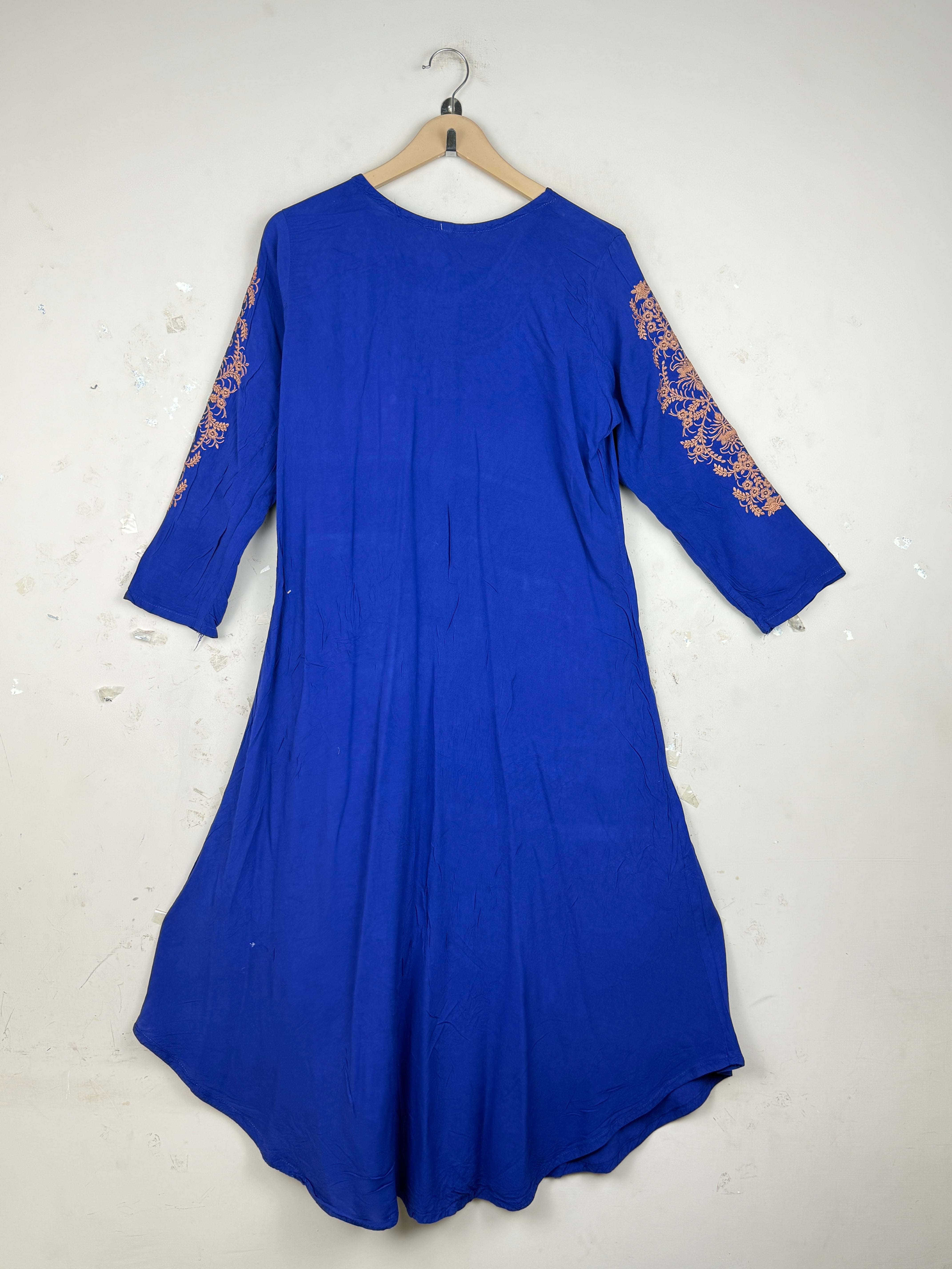 Shop Premium Condition Blue Cotton Summer Kurti by CUT LABEL for Womens at OTS - Online Thrift Store Pakistan (SK-141)