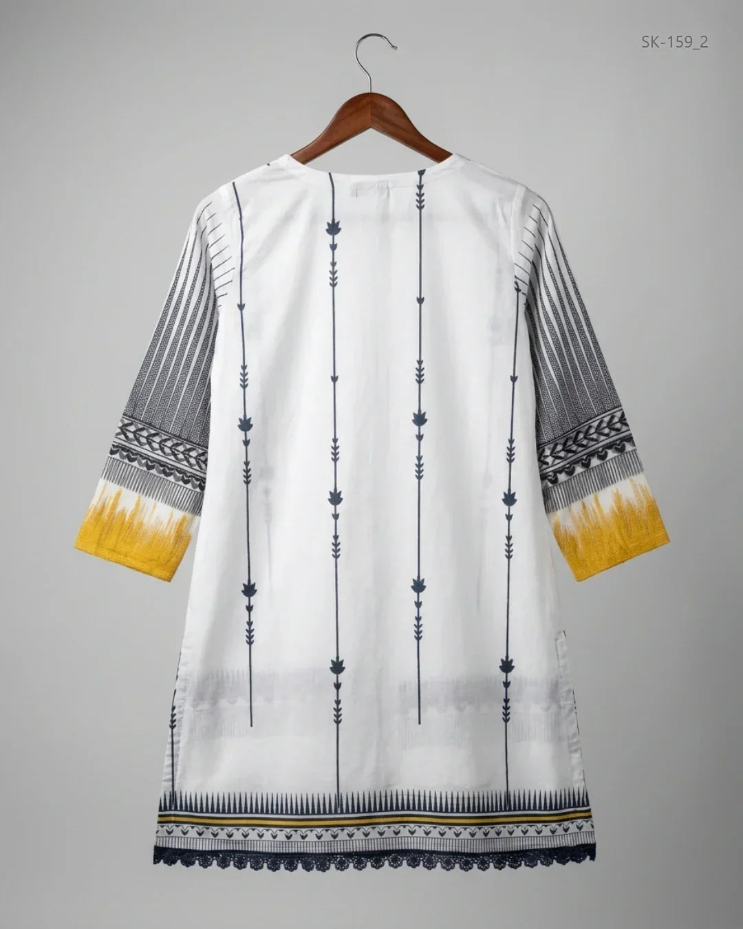 Buy Black & White Lawn Summer Kurti by ZARA SHAHZAMAL - Excellent condition for Womens | Preloved OTS Pakistan (SK-159)