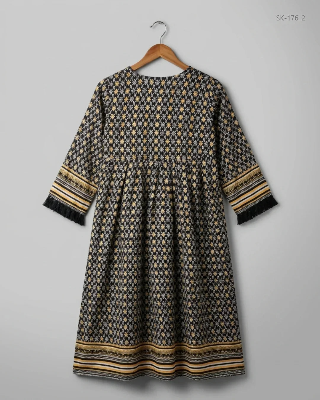 Preloved Summer Kurti by CUT LABEL in Black Cotton for Womens - Premium Condition | OTS Pakistan (SK-176)