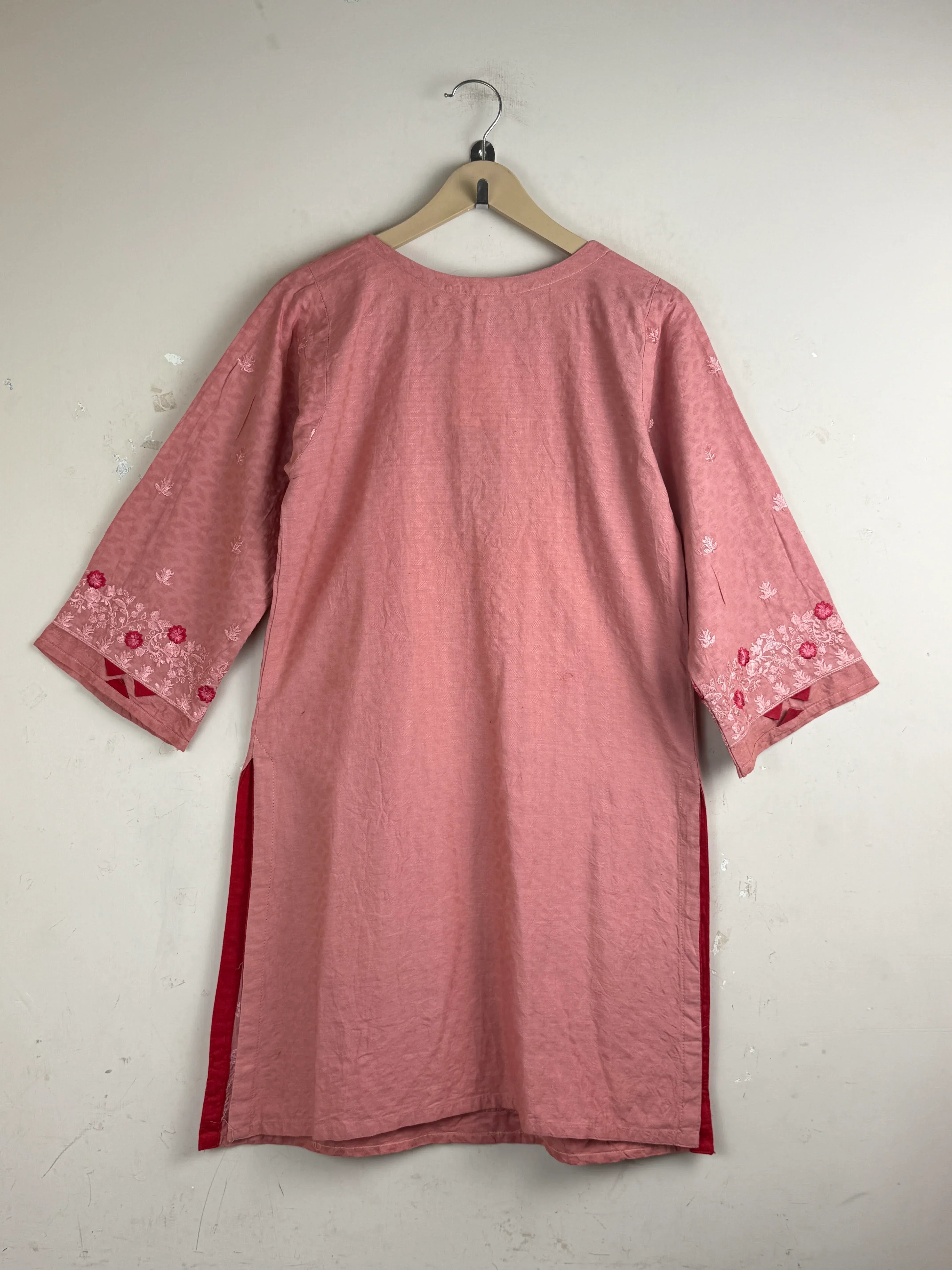 Buy Coral Cotton Summer Kurti by Sunny dot - Premium condition for Women | Preloved OTS Pakistan (SK-53)