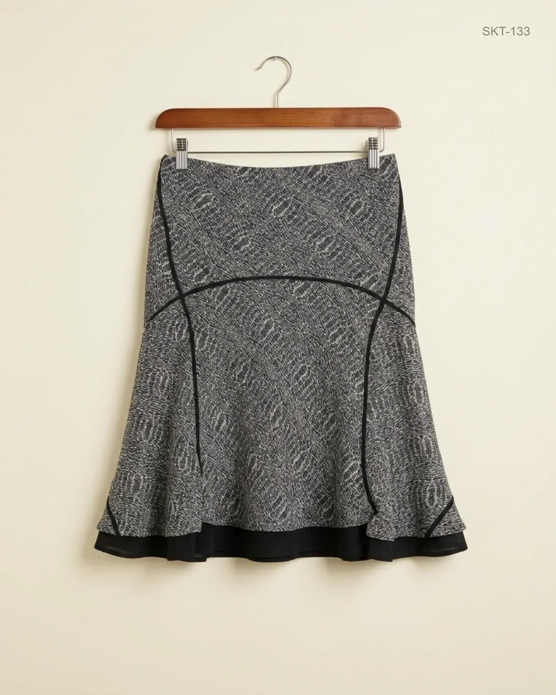 Premium Condition Women's skirts | Preloved Worthington | Grey Polyester | Thrift Shop for Womens Islamabad Pakistan | OTS