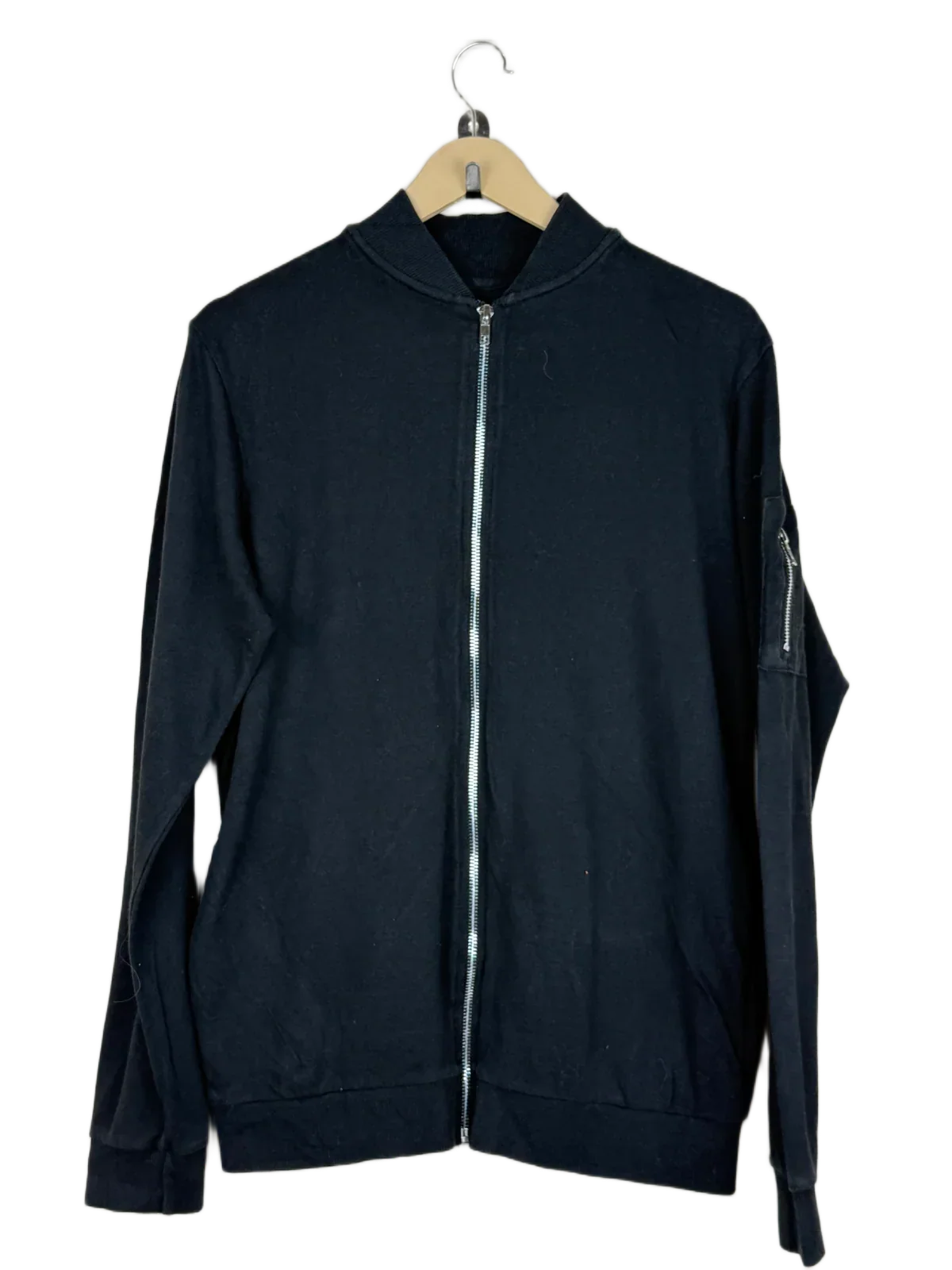 Winter Hoodies & Sweatshirtss | Mango | Preloved Branded | Black Cotton | Premium | OTS Thrift Store Peshawar Pakistan
