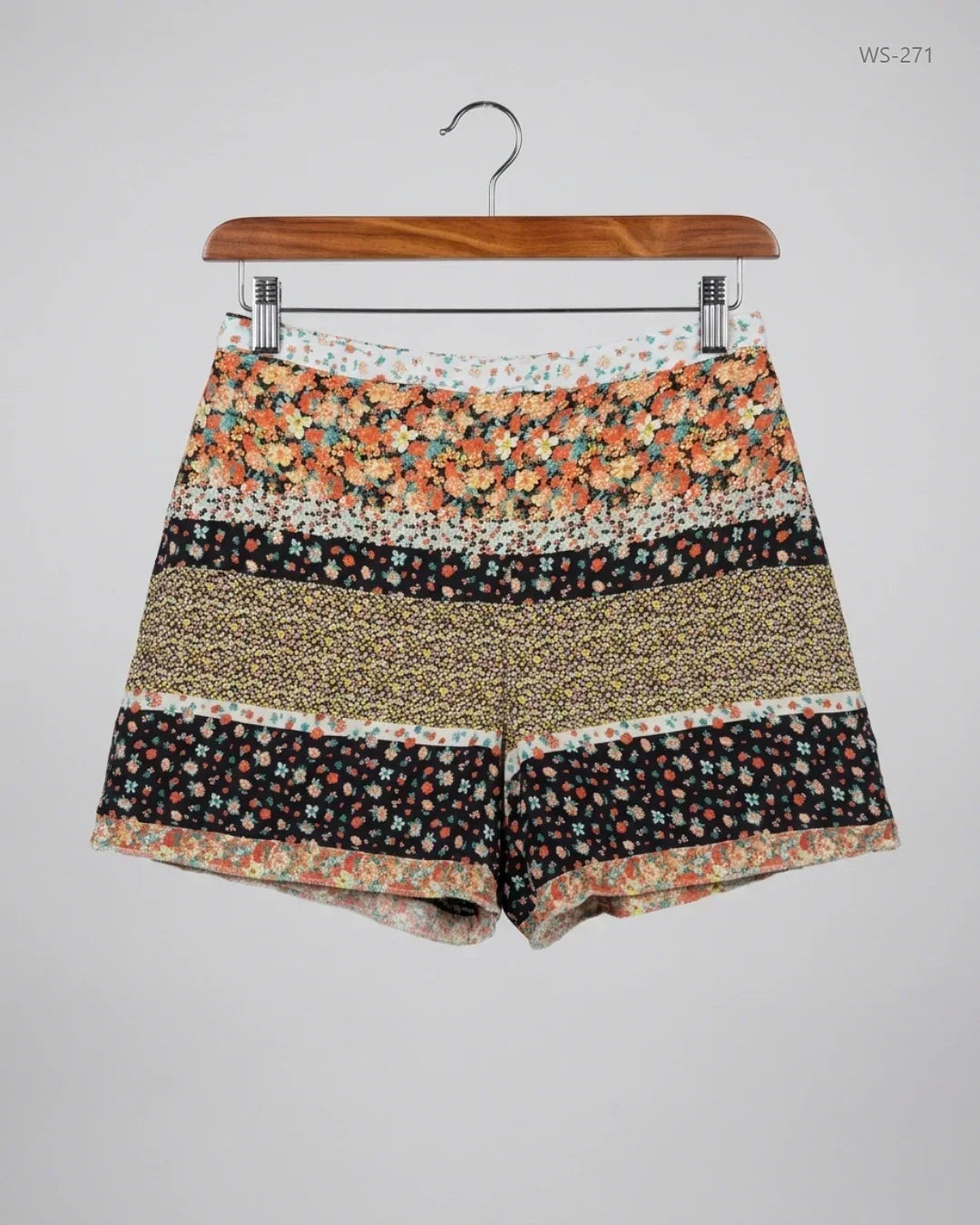 UK Imported secondhand Womens Shorts - F&F brand, Multi Polyester, Premium condition, for Women - Online Thrift Store Karachi Pakistan
