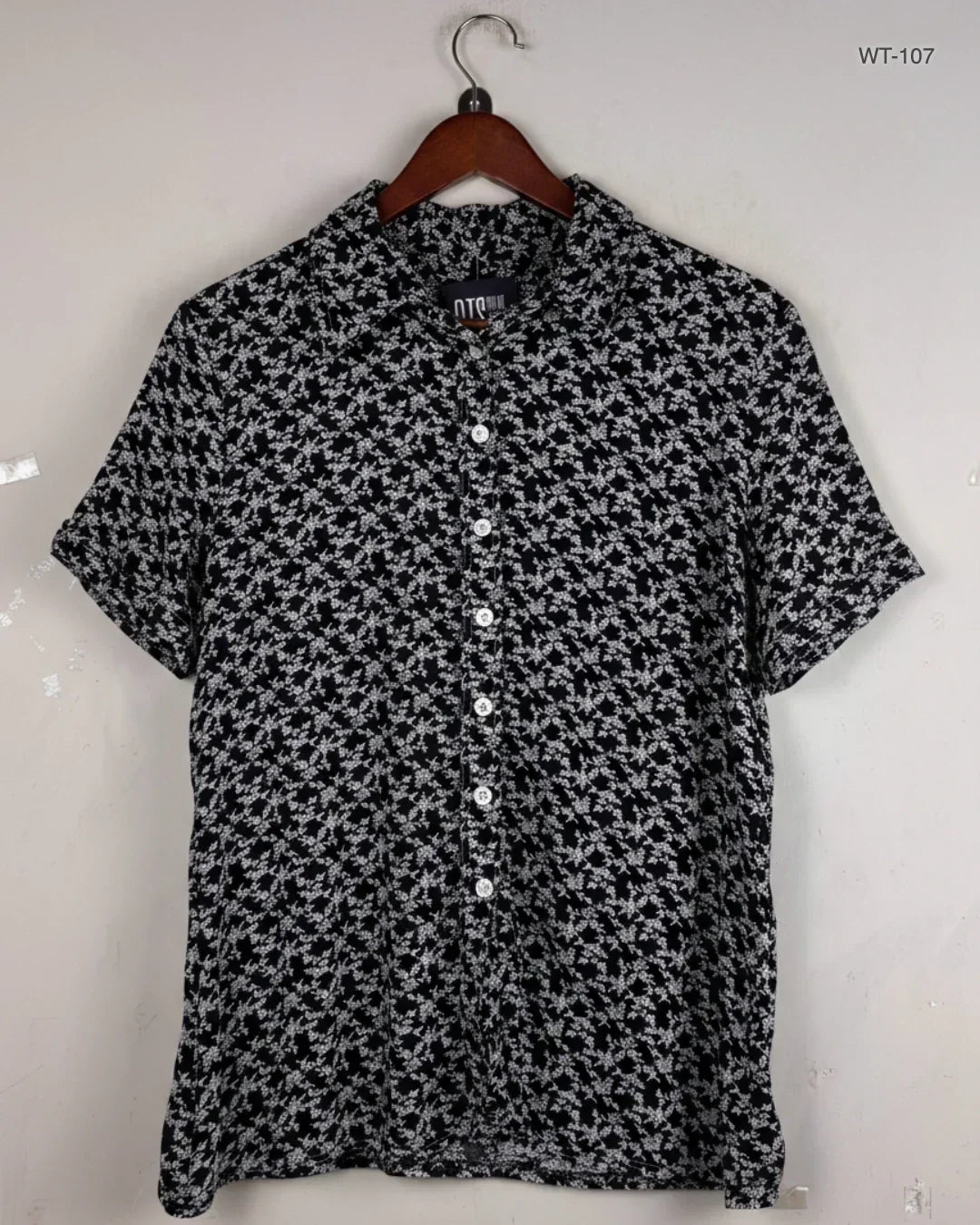 UK Imported secondhand Womens Summer Tops - Cut lab brand, Black Viscose, Premium condition, for Women - Online Thrift Store Karachi Pakistan