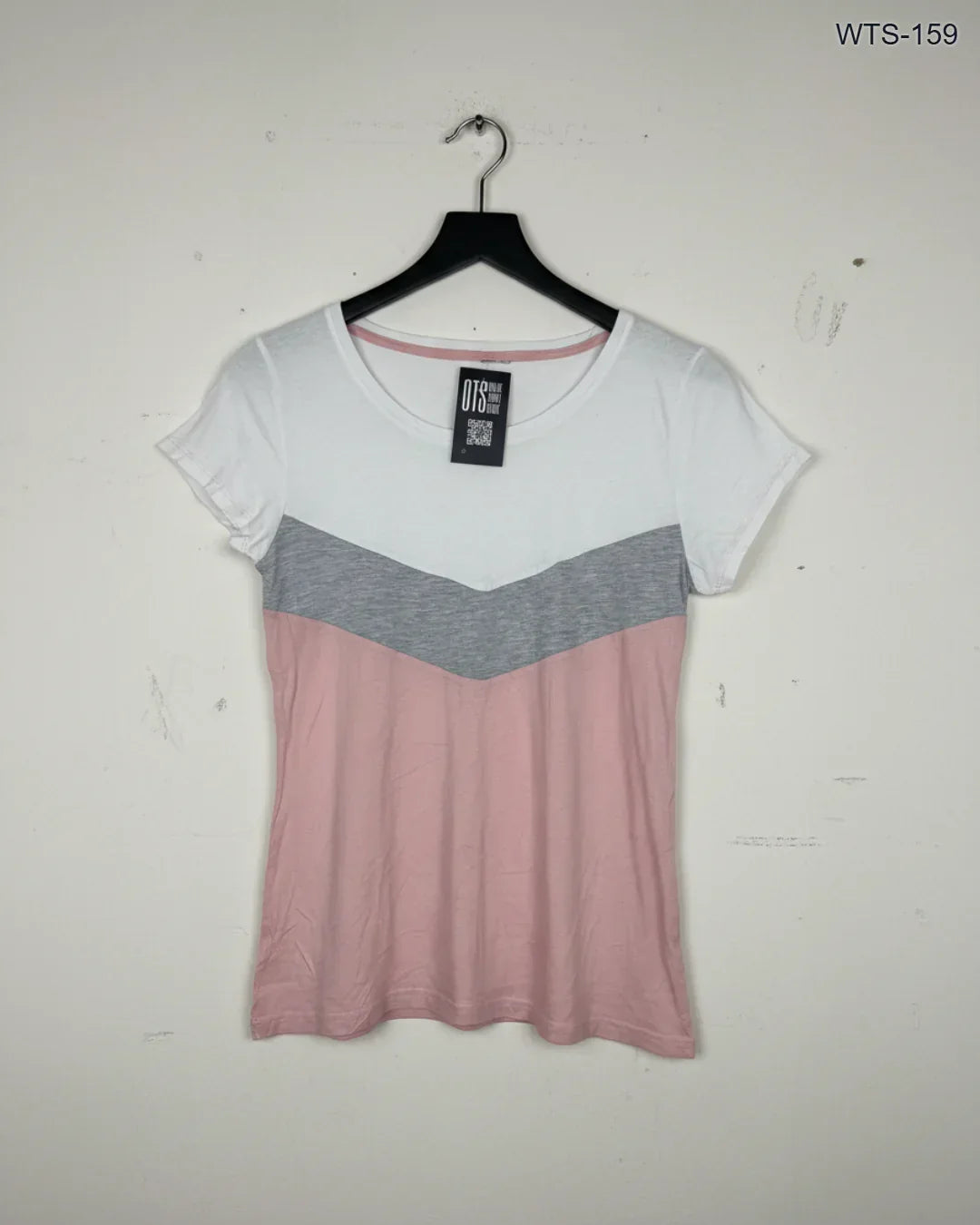 Secondhand Branded Womens Tshirts by DUNNES STORE, Black Cotton fabric, Premium condition, for - Online Thrift Shop Islamabad Pakistan