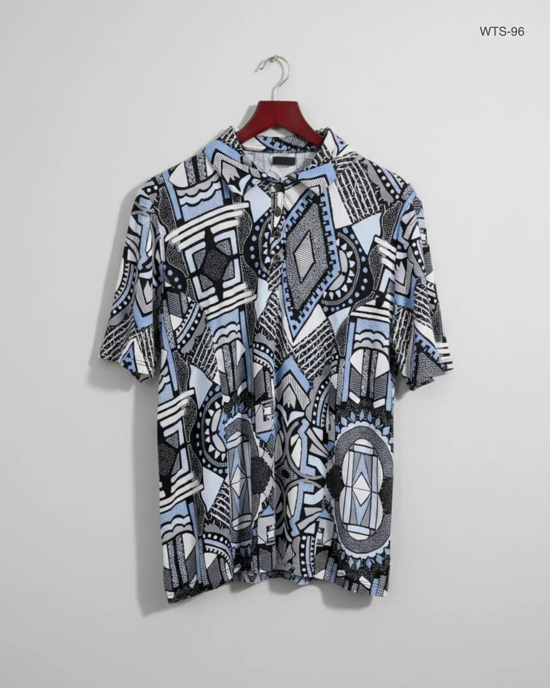 Secondhand Branded Womens Tshirts by CUT LABEL, Multi Polyester fabric, Premium condition, for Women - Online Thrift Shop Islamabad Pakistan